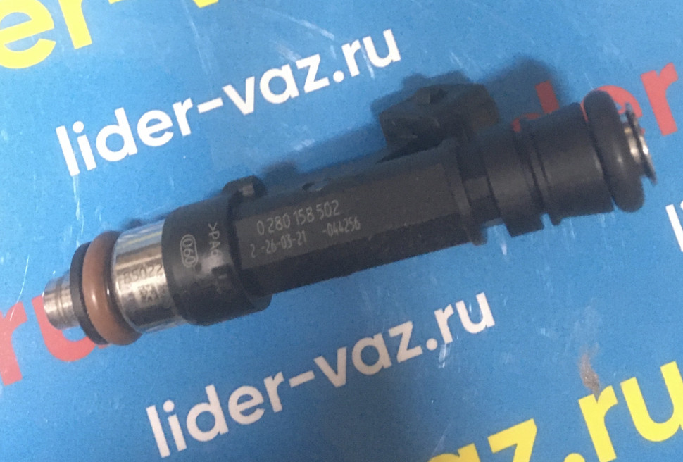 Форсунка 2109-012 BOSCH (V 1.5) 760-502 (длин) черная замена стар.обр.