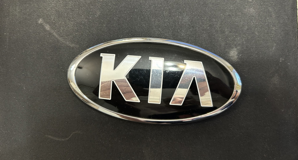 ЗНАЧЕК-ЭМБЛЕМА КАПОТА КИА СТИНГЕР (KIA STINGER) 120*60 мм ОРИГИНАЛ